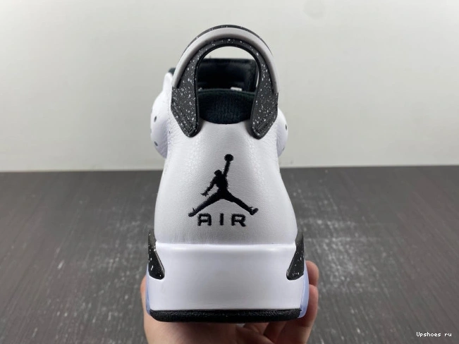 CT8529-112  6 Reverse Jordan Oreo Retro 1008